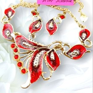 Gold plated red crystal peacock feather necklace earrings set